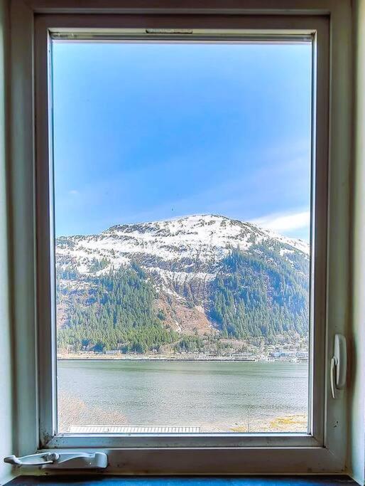 Ocean And Mountain View Home, Near Downtown Τζούνο Εξωτερικό φωτογραφία